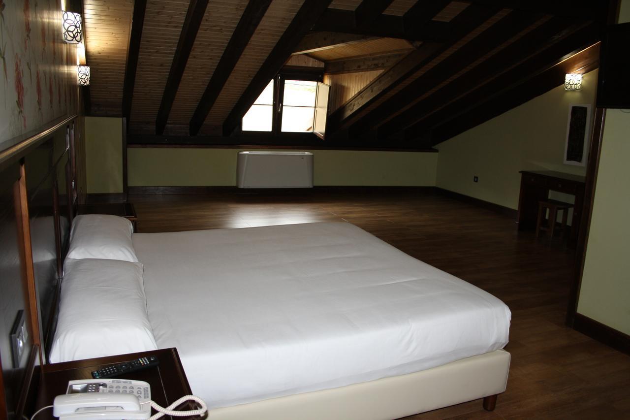 Hotel Rural El Reundu Campomanes Екстериор снимка