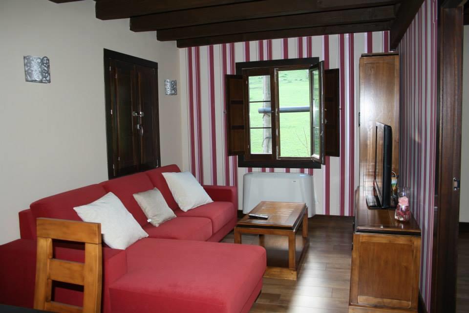 Hotel Rural El Reundu Campomanes Екстериор снимка