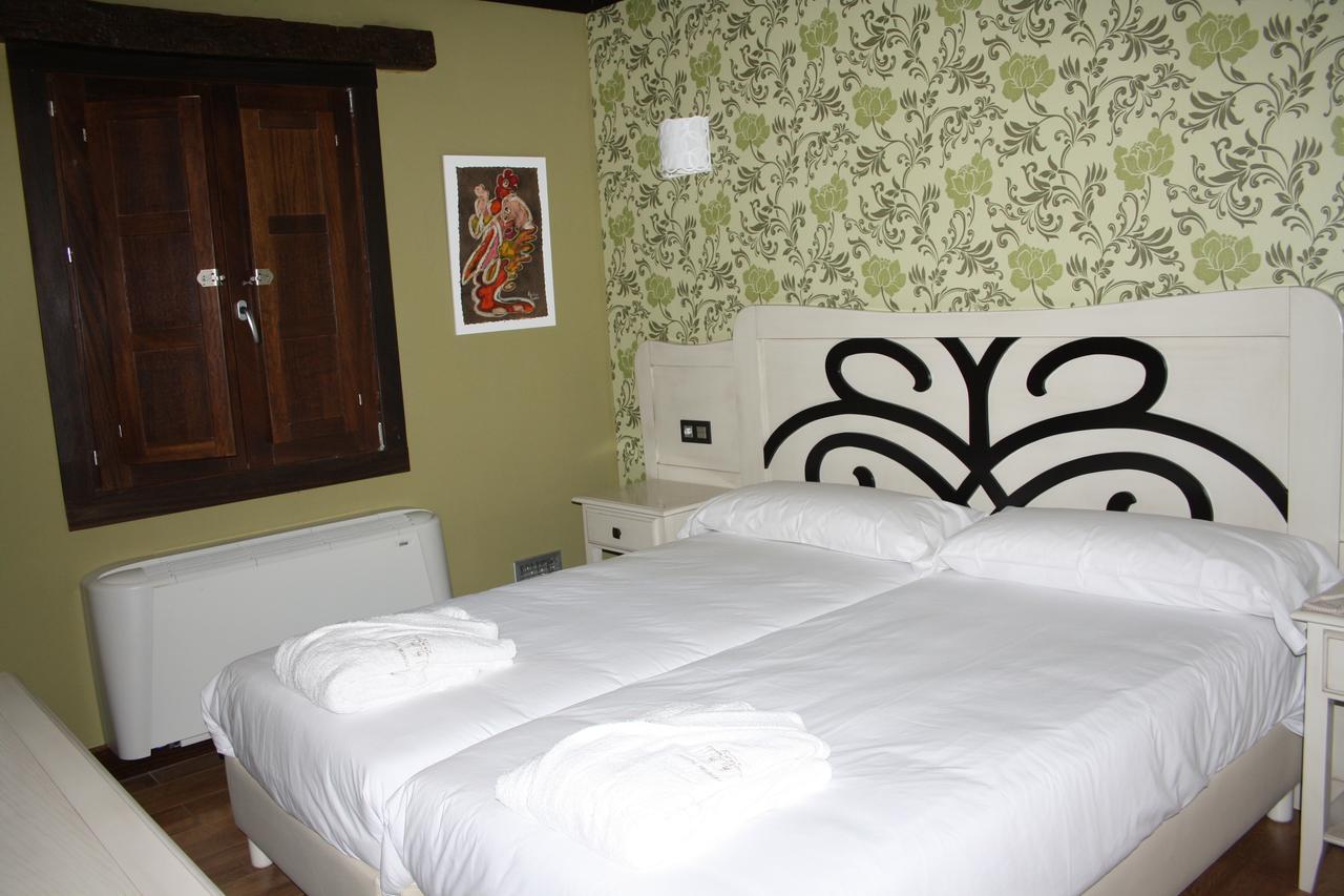 Hotel Rural El Reundu Campomanes Екстериор снимка
