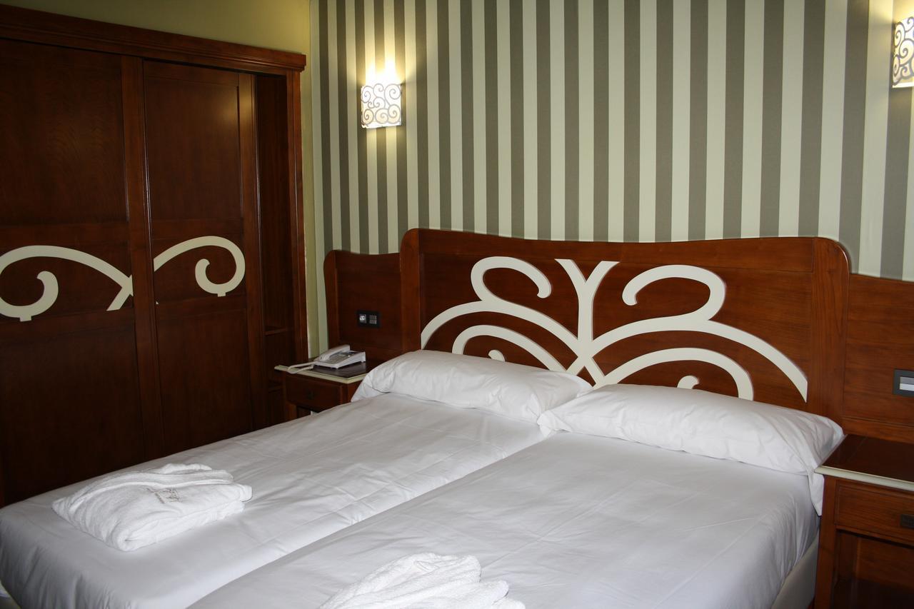 Hotel Rural El Reundu Campomanes Екстериор снимка